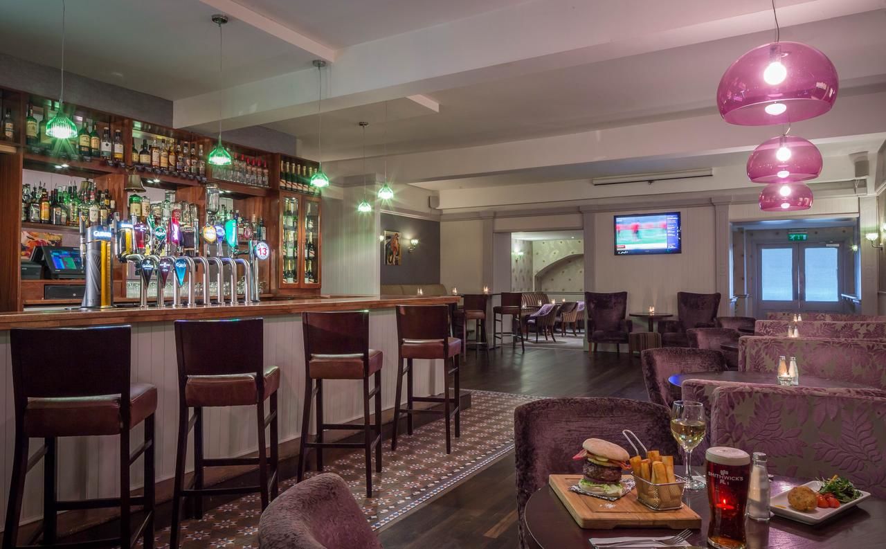 Отель County Arms Hotel Birr Бирр